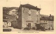 38 Isere .CPA FRANCE 38 "La Balme de Rencurel, La place"