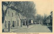 84 Vaucluse .CPA FRANCE 84 " Cheval Blanc, Route nationale"