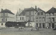 89 Yonne .CPA  FRANCE 89 "Egleny, La place"