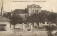 01 Ain CPA FRANCE 01 "Chatillon de Michaille, Le groupe scolaire et l'église".