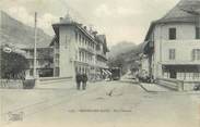 73 Savoie CPA FRANCE 73 "Brides les Bains, Rue centrale".