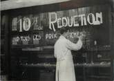 Photograp Hy PHOTO ORIGINALE / BELGIQUE "Baisse de 10% sur tous les prix, 1946"
