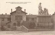 69 RhÔne CPA FRANCE 69 "St Martin En Haut, La Mairie et le monument aux morts".