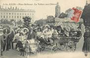 69 RhÔne CPA FRANCE 69 "Lyon, Place Bellecour, La voiture aux chèvres"./ ATTELAGE DE CHEVRES