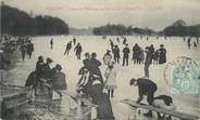 69 RhÔne CPA FRANCE 69 "Lyon, Scène de patinage sur le lac de la Tête d'Or".