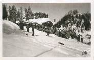 74 Haute Savoie CPSM FRANCE 74 " Argentière, Un coureur passe au rocher".