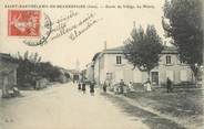 38 Isere CPA FRANCE 38 " St Barthélémy de Beaurepaire, L'entrée du village"