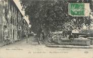 83 Var CPA FRANCE 83 " La Crau, Rue d'Hyères et le lavoir"