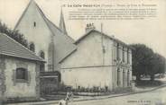 89 Yonne CPA FRANCE 89 " La Celle St Cyr, Bureau de Poste et promenades"