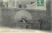 69 RhÔne CPA FRANCE 69 " St Romain au Mont d'Or, La fontaine et le facteur" / FACTEUR