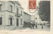 69 RhÔne CPA FRANCE 69 " Vaugneray, La Mairie et la Place"