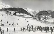 06 Alpe Maritime CPSM FRANCE 06 " Auron, Piste de débutants de la Savonnette et Hôtel du Pilon"