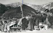 06 Alpe Maritime CPSM FRANCE 06 " Auron, La gare du téléphérique et Las Donnas"