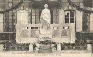 69 RhÔne CPA FRANCE 69 " Ste Colombe les Vienne, Le monument aux morts"