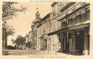 13 Bouch Du Rhone CPA FRANCE 13 " Barbentane, Le Cours et la Mairie"