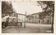 13 Bouch Du Rhone CPSM FRANCE 13 " Rognonas, La Mairie et le Monument aux Morts"