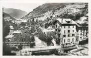 73 Savoie CPSM FRANCE 73 " Brides les Bains, Les ponts sur le Doron et l'étabissement thermal"
