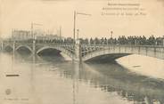 93 Seine Saint Deni CPA FRANCE 93 " St Ouen, Le niveau de la Seine au Pont" / INONDATIONS DE JANVIER 1910