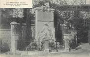 69 RhÔne CPA FRANCE 69 " Les Ardillats, Le monument aux morts"