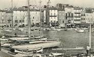 83 Var CPSM FRANCE 83 "Saint Tropez, un coin du port"