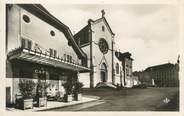 73 Savoie CPSM FRANCE 73 "Saint-Genix-sur-Guiers, Place de l'église"