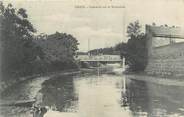 13 Bouch Du Rhone / CPA FRANCE 13 "Grans, Passerelle sur la Touloubre"