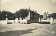 38 Isere CPSM FRANCE 38 "Moirans, monument aux morts et les écoles"