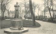59 Nord CPA FRANCE 59 "Douai, la statue de Marcelline Desbordes Valmore" / STATUE