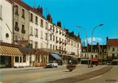 71 SaÔne Et Loire / CPSM FRANCE 71 "Le Creusot, place Schneider"