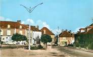 03 Allier / CPSM FRANCE 03 "Cerilly, la grand'place "