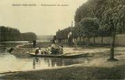 77 Seine Et Marne CPA FRANCE 77 "Héricy sur Seine, embarquement du passeur"