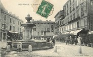 38 Isere / CPA FRANCE 38 "Bourgoin, Place d'Armes"