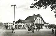 77 Seine Et Marne / CPSM FRANCE 77 "Vaires sur Marne, la gare"