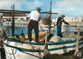 13 Bouch Du Rhone / CPSM FRANCE 13 "L'étang de Berre, pêcheurs du port"