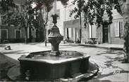 83 Var / CPSM FRANCE 83 "Rians, place Saint Laurent" / FONTAINE