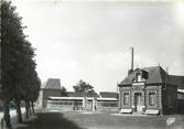 27 Eure / CPSM FRANCE 27 "Quatremare, la mairie"